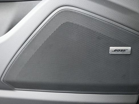 Certified 2026 Porsche Cayenne AWD/4WD image 16