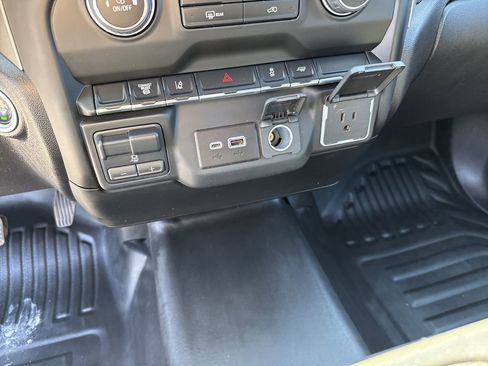 Used 2025 Chevrolet Silverado 3500 W/T w/ WT Convenience Package image 15