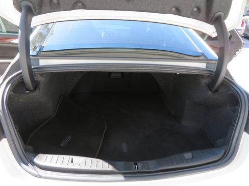 Used 2013 Lincoln MKZ Reserve image 37