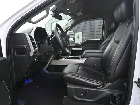 Used 2020 Ford F350 Lariat w/ Lariat Value Package image 16