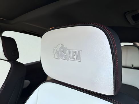 New 2026 GMC Canyon AT4X w/ AT4X AEV Edition AWD/4WD image 36