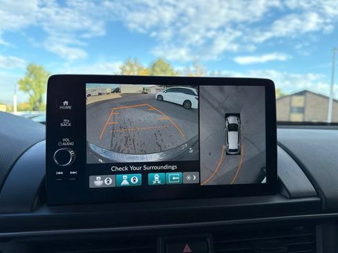 Used 2023 Honda Pilot Elite image 25
