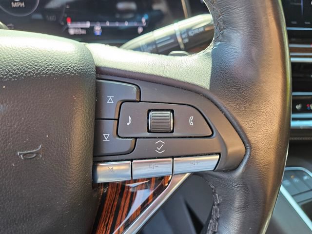 Used 2023 Cadillac Escalade Premium Luxury AWD/4WD image 26