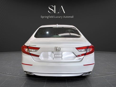 Used 2020 Honda Accord Sport image 6