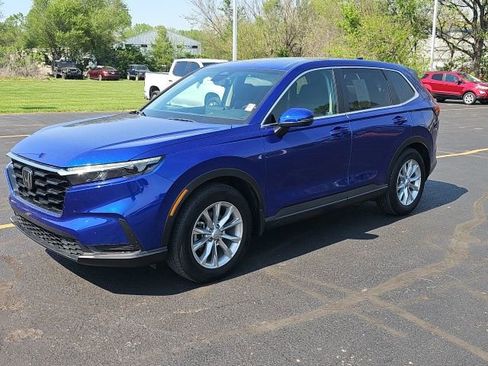 Used 2024 Honda CR-V EX image 3