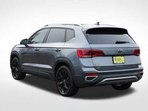Used 2022 Volkswagen Taos SE image 5