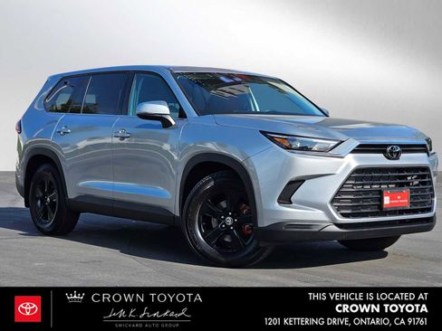 Certified 2025 Toyota Grand Highlander FWD image 1