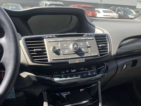 Used 2016 Honda Accord LX-S image 37