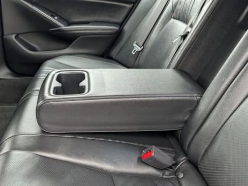 Used 2021 Honda Accord Sport Special Edition image 11