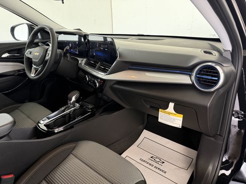 New 2026 Chevrolet Trax LT w/ LT Convenience Package image 27