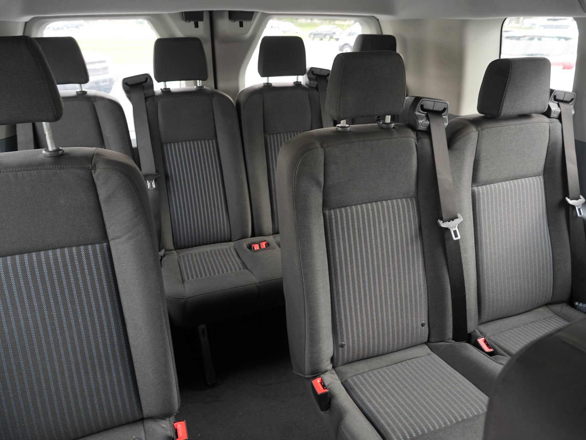 Used 2018 Ford Transit 350 XL RWD image 25