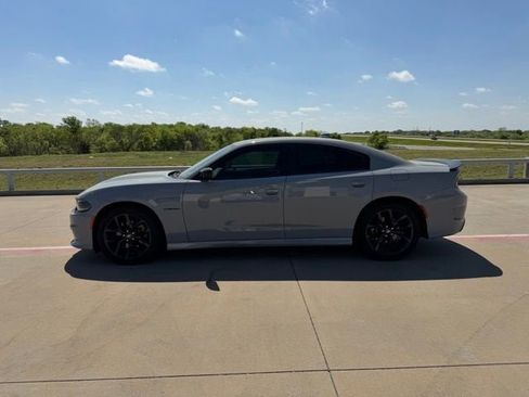 Used 2021 Dodge Charger R/T w/ Blacktop Package image 6