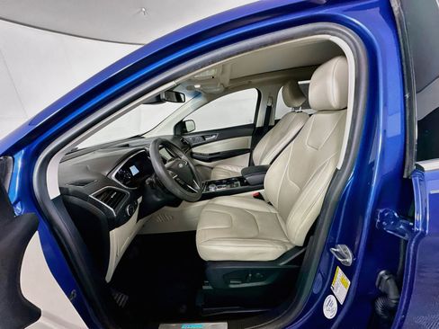 Used 2020 Ford Edge Titanium w/ Equipment Group 301A AWD/4WD image 13