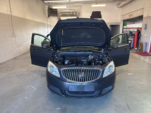 Used 2015 Buick Verano FWD image 10