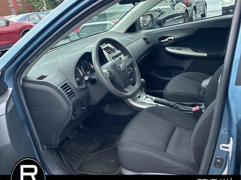 Used 2013 Toyota Corolla S w/ Preferred Accessory Pkg #2 FWD image 9