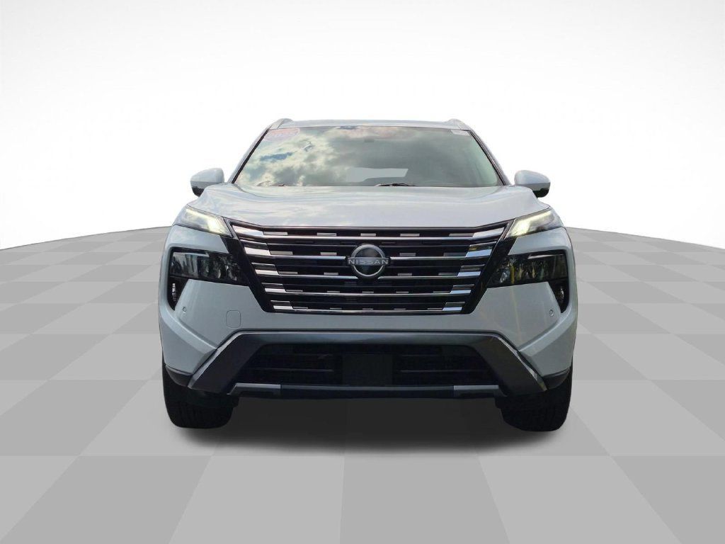Used 2025 Nissan Rogue SL AWD/4WD image 8