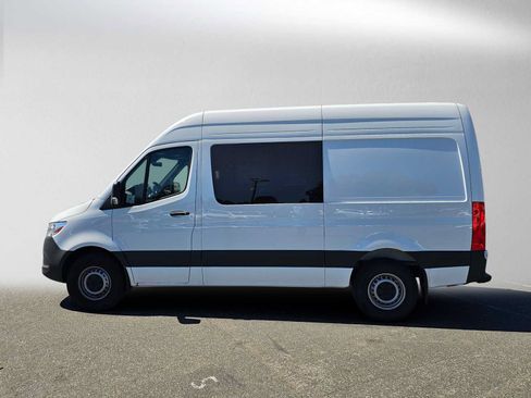 Used 2026 Mercedes-Benz Sprinter 2500 image 6