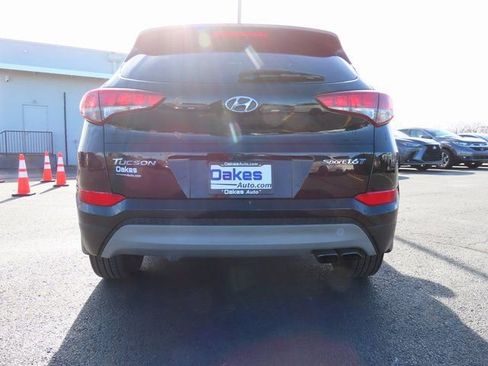 Used 2017 Hyundai Tucson Sport image 7