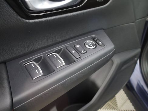 Used 2025 Honda CR-V Sport Touring image 41