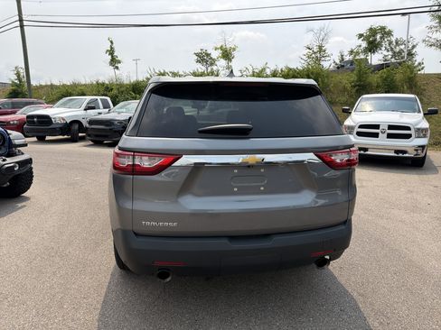 Used 2021 Chevrolet Traverse LS w/ LPO, Floor Liner Package FWD image 20