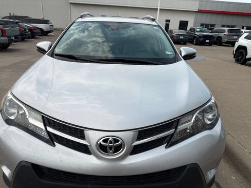 Used 2014 Toyota RAV4 Limited w/ Technology Package FWD image 3