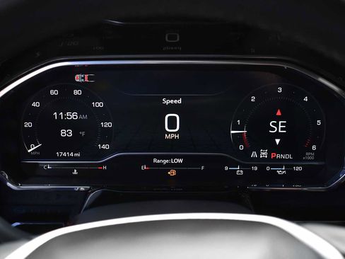 Used 2025 GMC Sierra 1500 SLT image 15