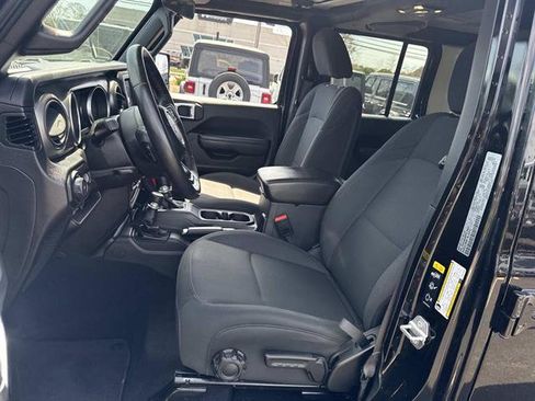 Used 2022 Jeep Wrangler Unlimited Sport AWD/4WD image 8
