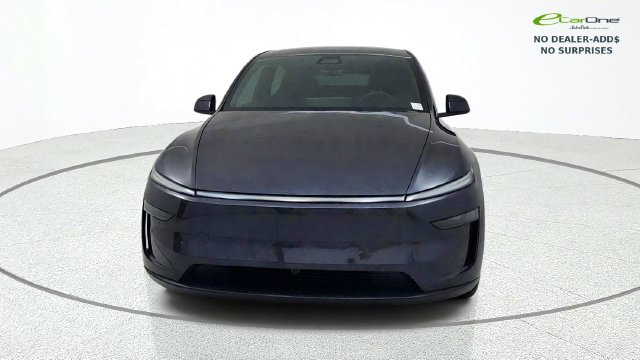 Used 2026 Tesla Model Y Long Range RWD image 2