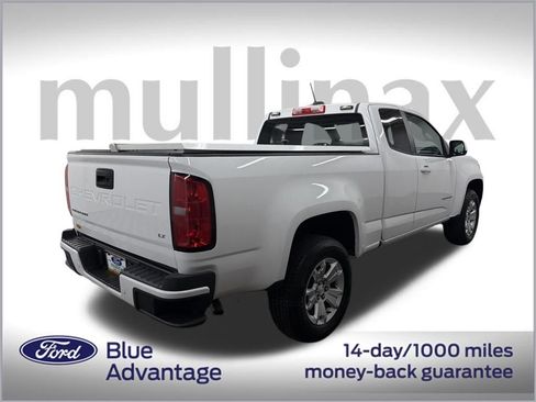 Used 2021 Chevrolet Colorado LT w/ Fleet Safety Package image 3