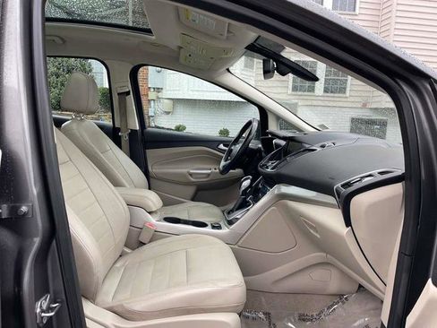 Used 2013 Ford C-MAX SEL image 12
