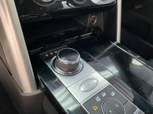 Used 2019 Land Rover Discovery HSE AWD/4WD image 22