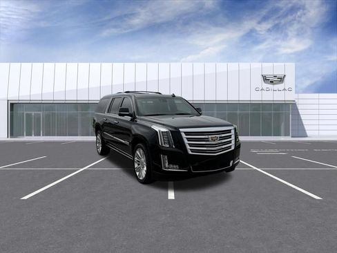 Used 2018 Cadillac Escalade ESV Platinum AWD/4WD image 1