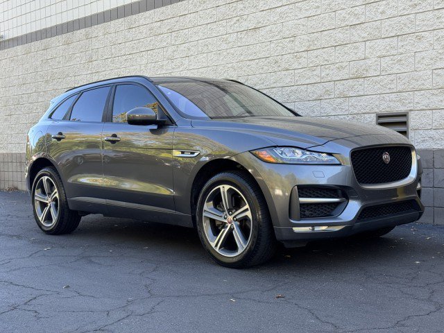 Used 2017 Jaguar F-PACE R-Sport AWD/4WD image 4