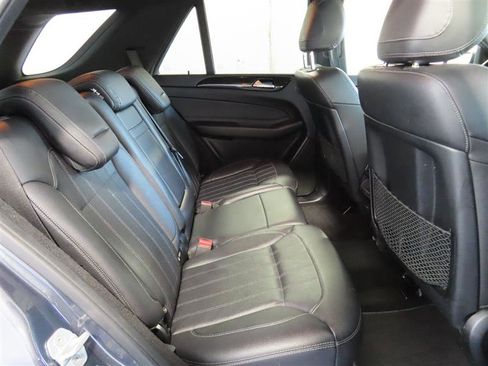 Used 2016 Mercedes-Benz GLE 350 4MATIC w/ Premium Package image 37