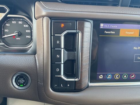 Used 2021 GMC Yukon Denali image 24