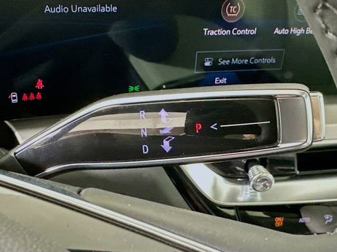 New 2025 Cadillac Lyriq Luxury image 12