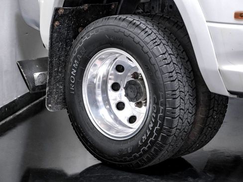 Used 2018 RAM 3500 Laramie w/ Cold Weather Group image 50