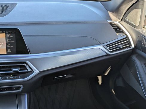 Used 2021 BMW X5 sDrive40i w/ M Sport Package image 18