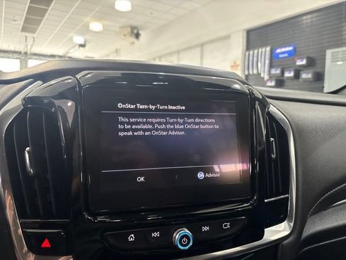 Used 2023 Chevrolet Traverse LT AWD/4WD image 25