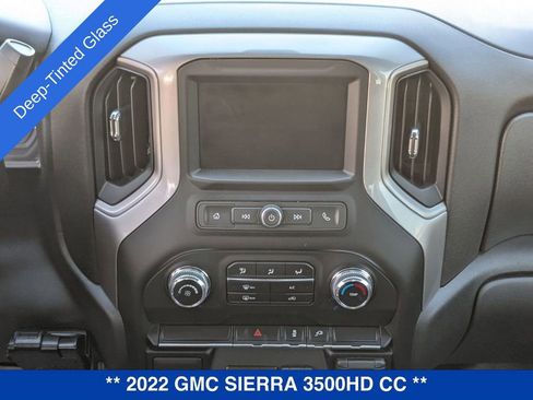 Used 2022 GMC Sierra 3500 Pro w/ Convenience Package image 32