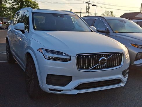 Used 2020 Volvo XC90 T5 Momentum AWD/4WD image 5