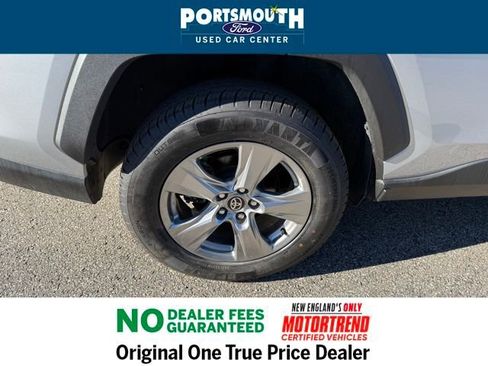 Used 2024 Toyota RAV4 XLE image 25