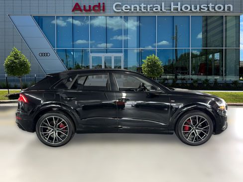 Used 2023 Audi Q8 Prestige w/ Prestige Package image 8