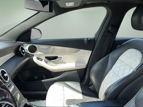 Used 2019 Mercedes-Benz C 300 4MATIC Sedan image 13