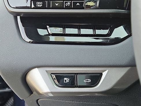 Used 2025 Lexus RX 350 Premium image 24