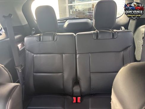 Used 2023 Ford Explorer XLT w/ Equipment Group 202A AWD/4WD image 35