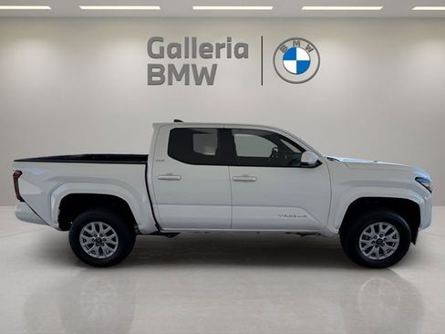 Used 2024 Toyota Tacoma SR5 image 6