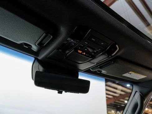 Used 2025 Toyota Land Cruiser image 54