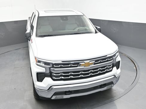 Used 2025 Chevrolet Silverado 1500 LTZ w/ LTZ Premium Package AWD/4WD image 28