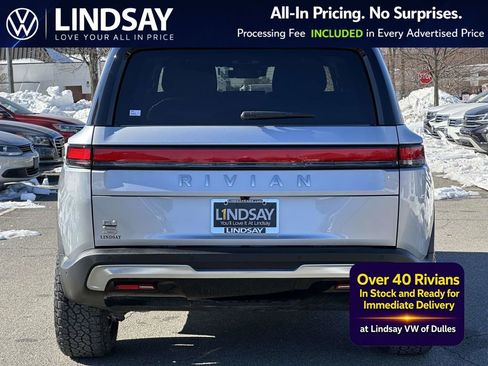 Used 2025 Rivian R1S Adventure AWD/4WD image 6
